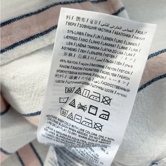 GUESS Women’s Striped Linen Button Down Shirt XS White Pink Roll Tab V-Neck - Picture 7 of 7